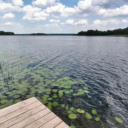 Letniskowy Nad Jeziorem Casa vacanze